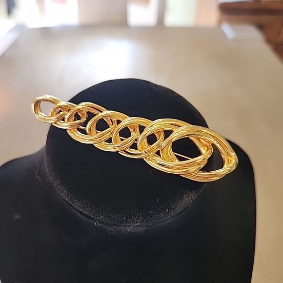 NAPIER Vintage GOLD TONE BROOCH PIN Ribbon TWISTED ROPE STRANDS - Picture 1 of 4